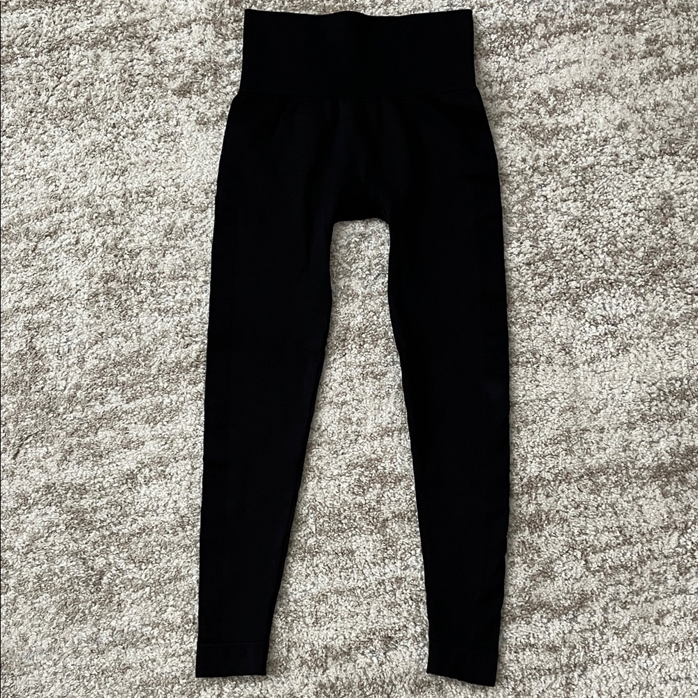 SET Active Black Leggings